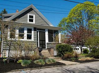 79 Roosevelt St, Warwick, RI 02888