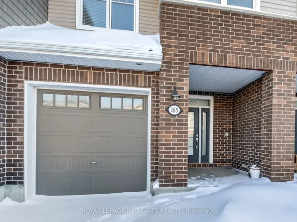 165 Angelonia Cres, Ottawa, ON K1T 0Y5