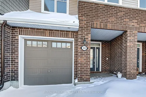 165 Angelonia Cres Photo 1