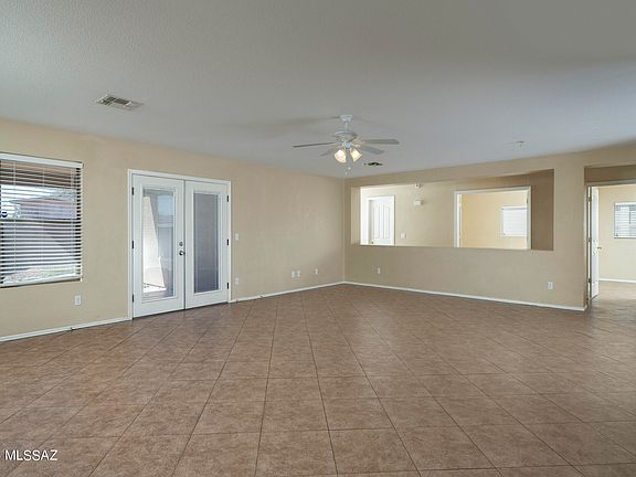 2nd image of 1859 W Grubstake Dr