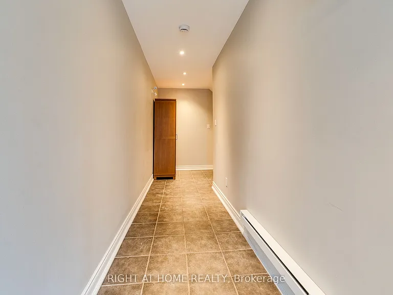 99 Brant St #6 — Photo 4