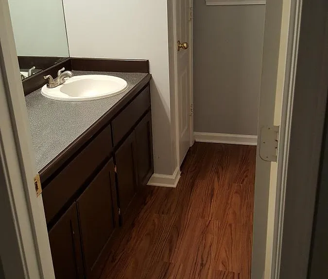 12254 Five Oaks Dr — Photo 7
