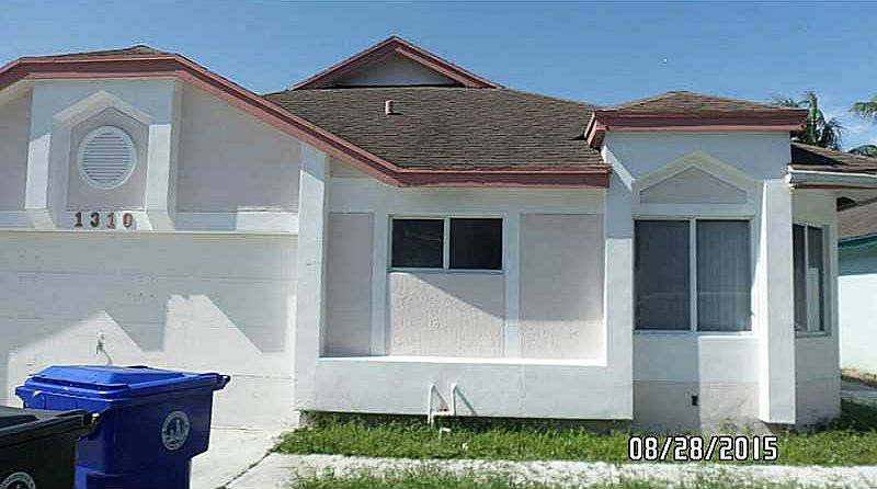 1st image of 1310 E Glen Oak Rd