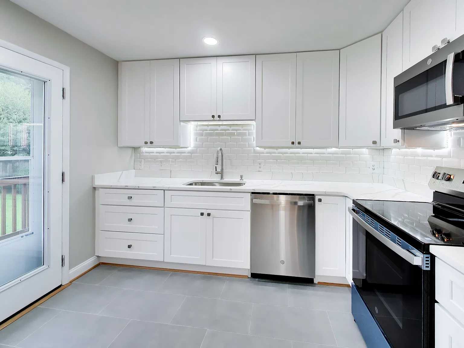 5309 Oldcastle Ln — Photo 3