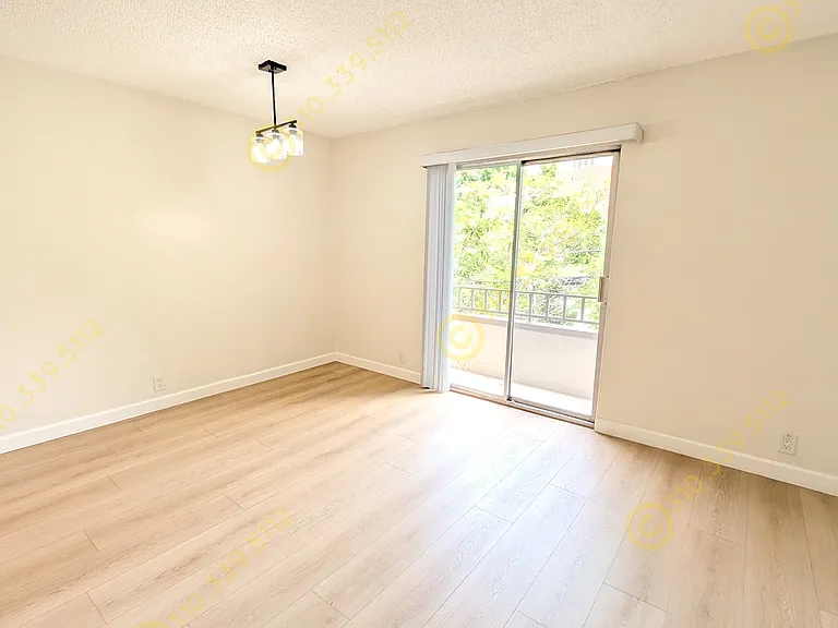 11940 Montana Ave #30-201 — Photo 10