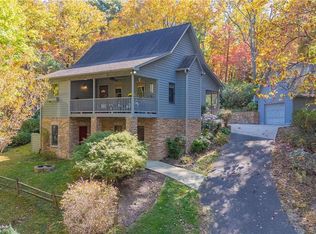 826 Jonathan Dr, Lowgap, NC 27024