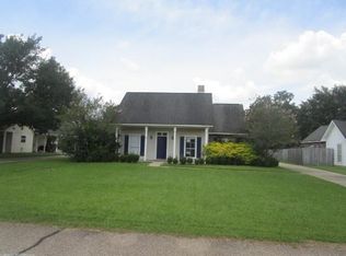 25889 Regency Ave, Denham Springs, LA 70726