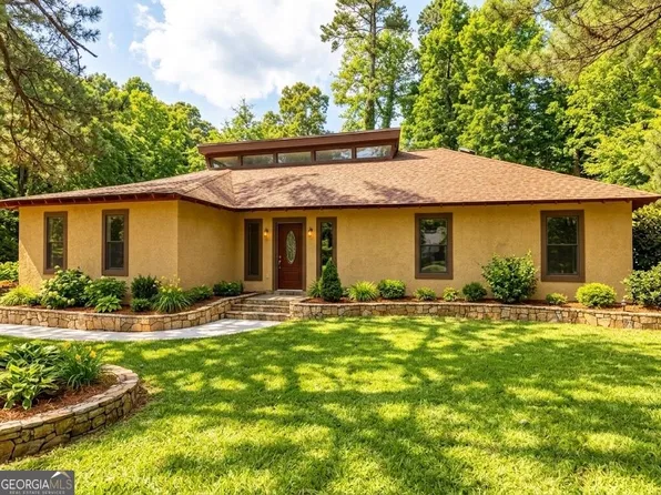 1288 Lakewood Dr NE, Conyers, GA 30013