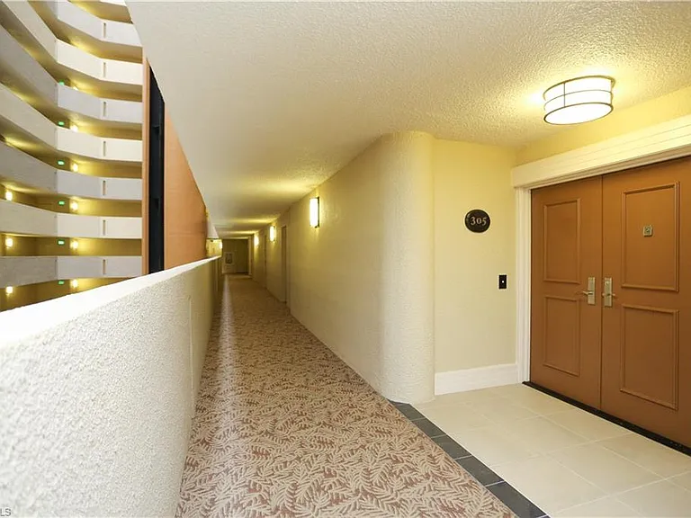 4041 Gulf Shore Blvd N #305 — Photo 29