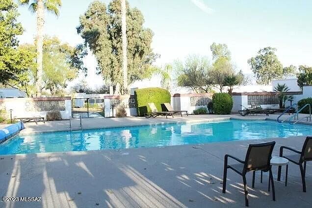 2nd image of 177 S Paseo Sarta APT A