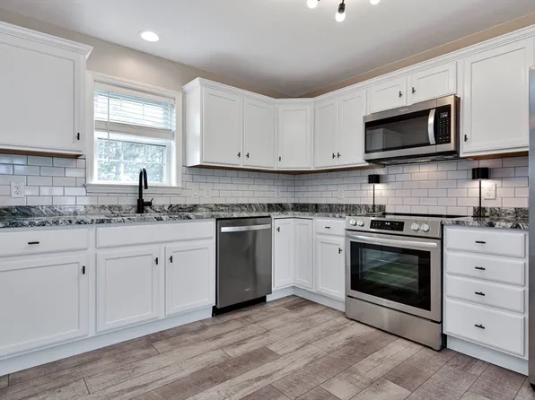 25 Harvard Way, Newbury, MA 01951