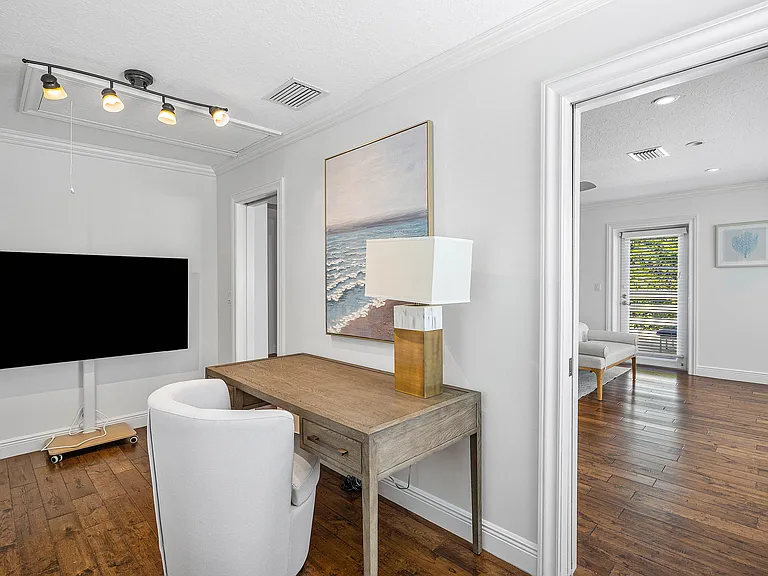 820 Palm Trl — Photo 20
