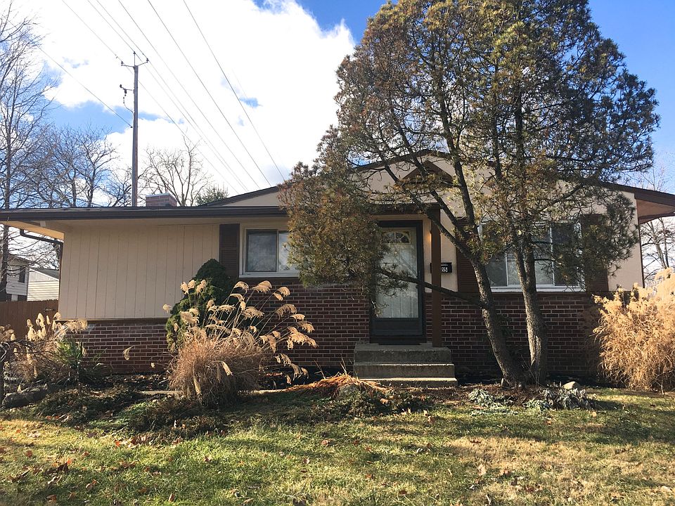 1st image of 425 Mariemont Dr E
