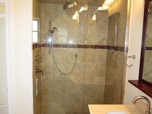 3rd image of 4231 N Kedzie Ave #3-D