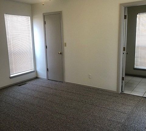 3rd image of 301 S Mesa Dr
