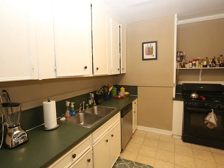 518 Ridgeway Dr — Photo 11