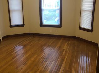 161 University Ave UNIT 1, Lowell, MA 01854