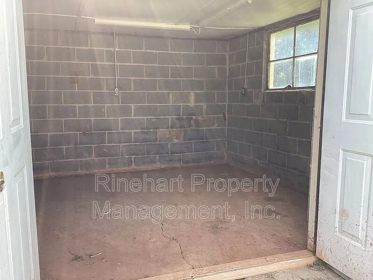 760 Goudlock Rd — Photo 23