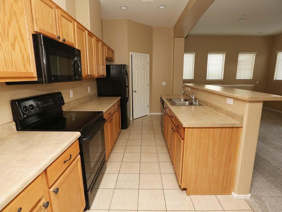 1st image of 42424 N Gavilan Peak Pkwy #403