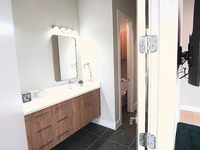 2230 Wycliff Ave #MAIN — Photo 12