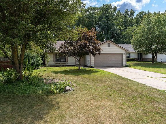 3rd image of 23 Goldenrod Ct