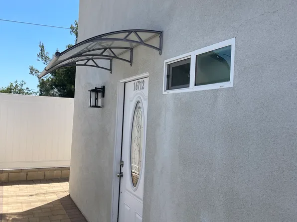 16712 Tuba St, North Hills, CA 91343