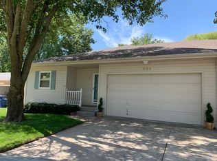 905 4th St, Yutan, NE 68073