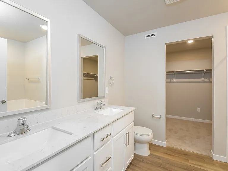 7333 Crystal Ave — Photo 15