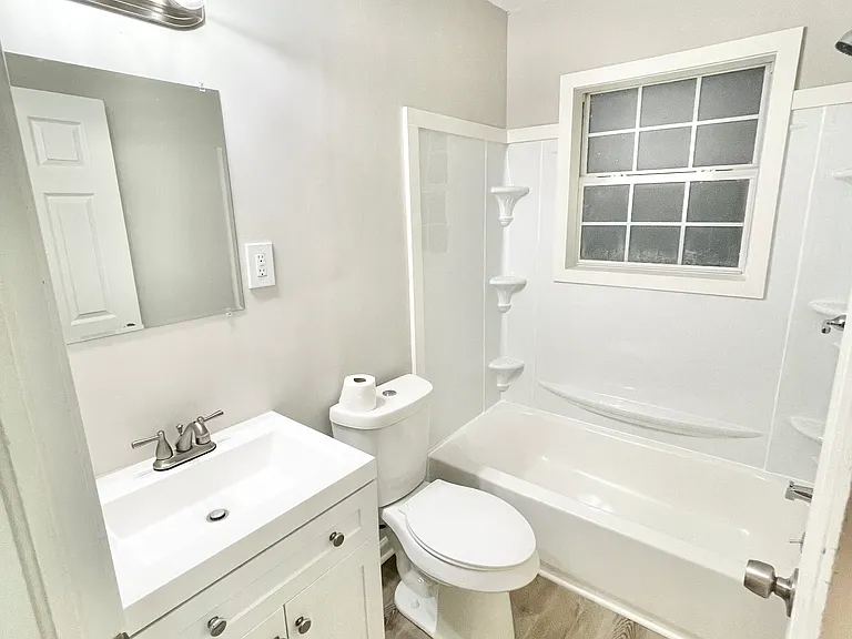 807 S 9th St — Photo 10