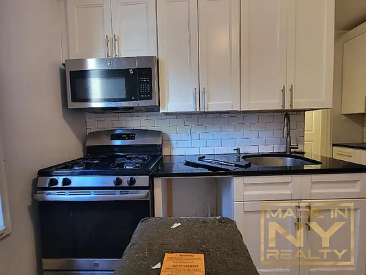 Rented by Made In NY Realty | media 11