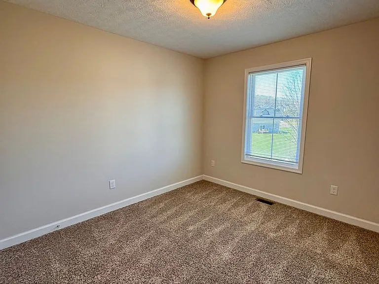 175 Cedar Point Ln — Photo 7