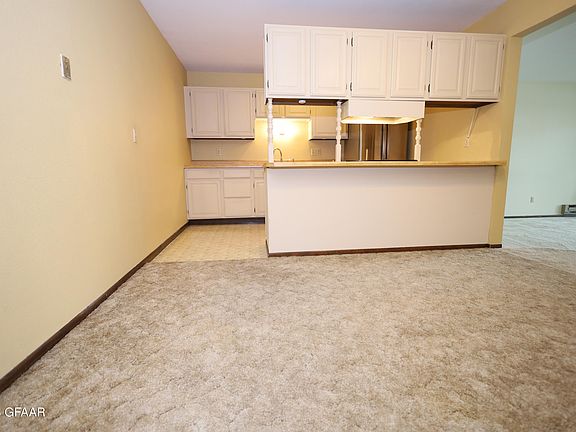 2nd image of 815 Duke Dr APT 419