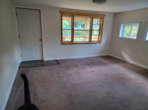 274 Davis Cove Rd, Waynesville, NC 28786