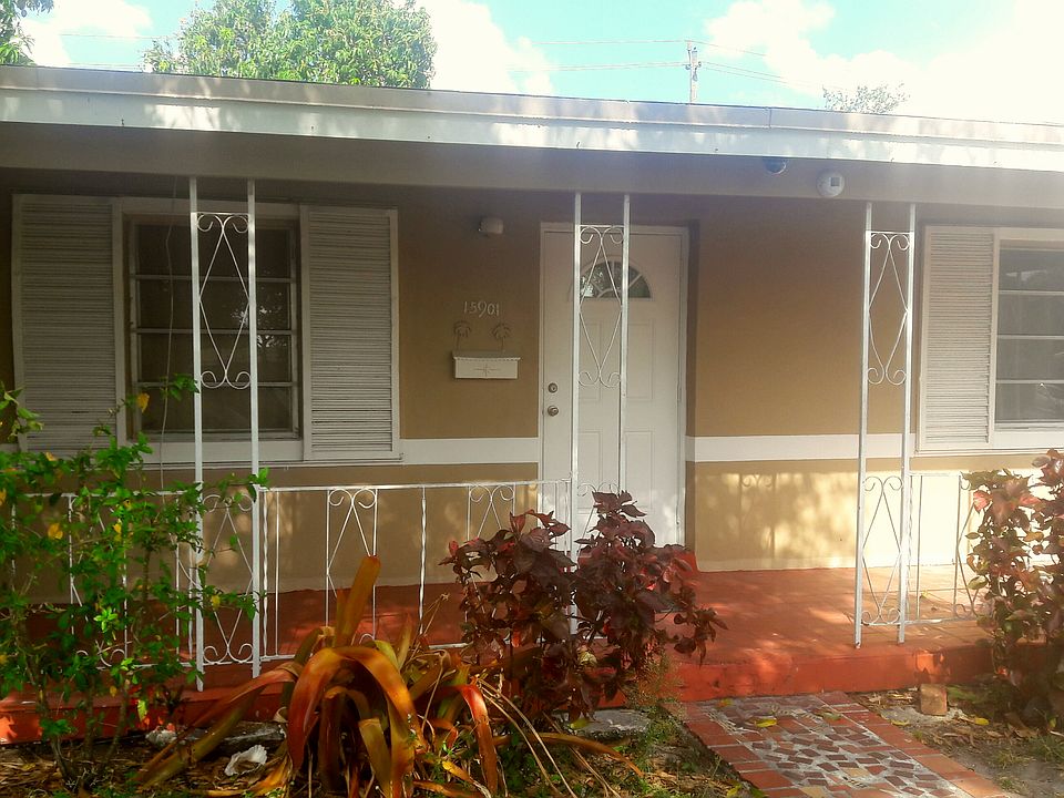 1st image of 15901 NW 17th Ct