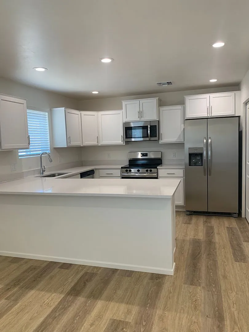 New Construction Built In 2025 2 Bedroom 1 Bath — Photo 3