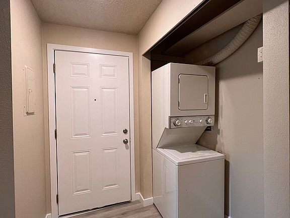5th image of 10522 Lake City Way NE APT 308
