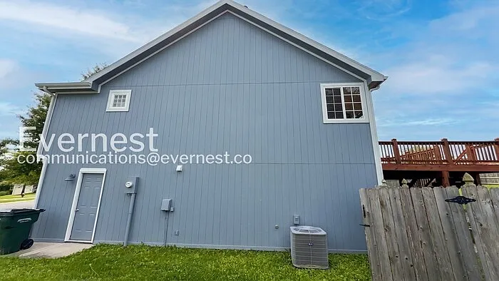2217 Magnolia Dr — Photo 27