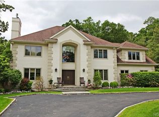 82 Stonewall Cir, West Harrison, NY