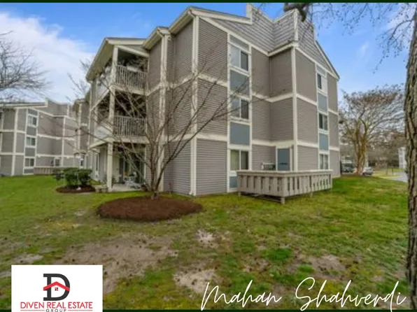 1005 Autumn Woods Ln APT 110, Virginia Beach, VA 23454