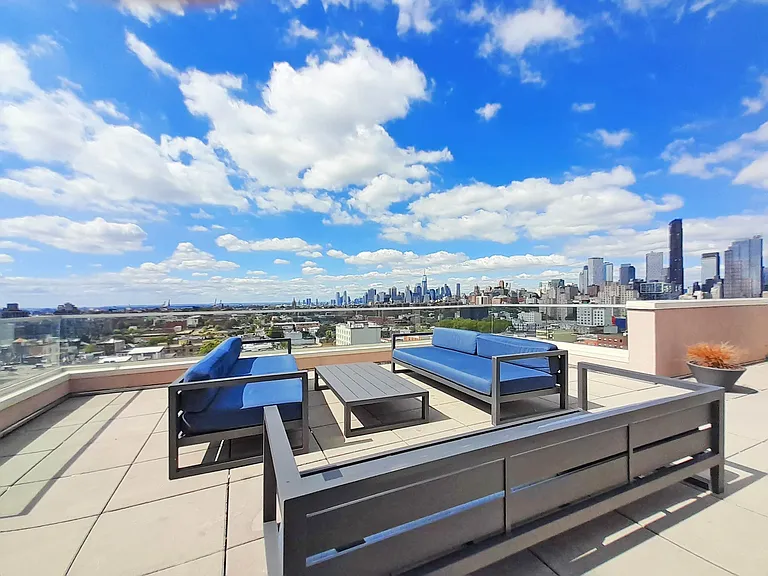 223 4th Ave #8F — Photo 9