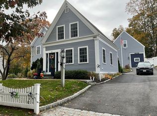 17 Church St, Cohasset, MA 02025