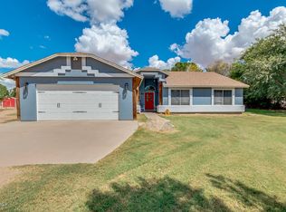 17710 E Brooks Farm Rd, Gilbert, AZ 85298