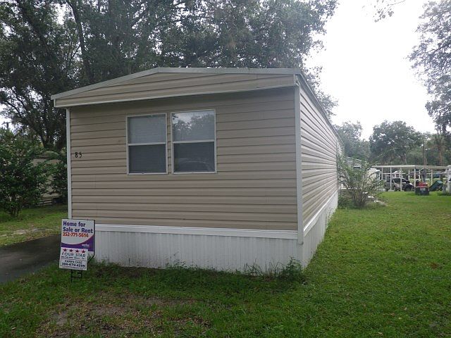 1st image of 85 Country Squire Dr