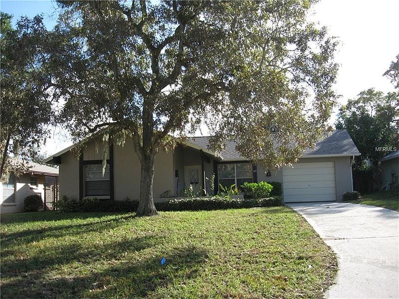 1st image of 129 Gulfwinds Dr E