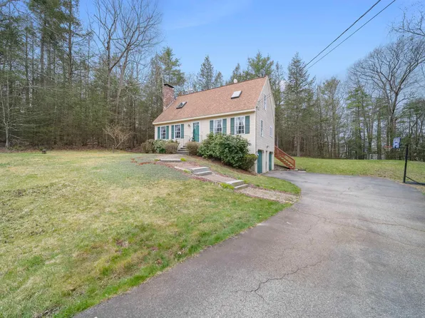 10 Diane Lane, Sandown, NH 03873