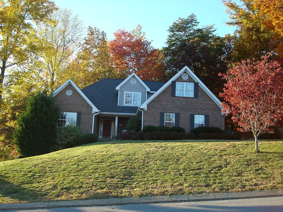 1st image of 326 Knoll Creek Cir