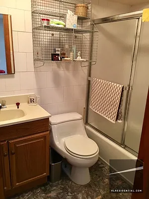 Rented by Highline Residential | media 13