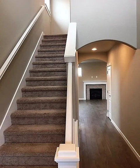 1831 NE Kristi Ct — Photo 2