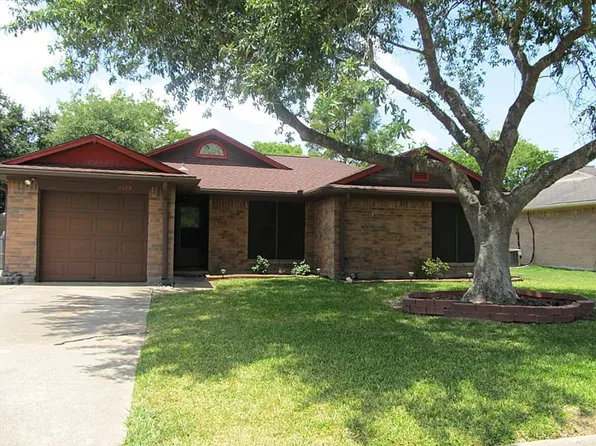 8423 Lazy Brook Ln, La Porte, TX 77571