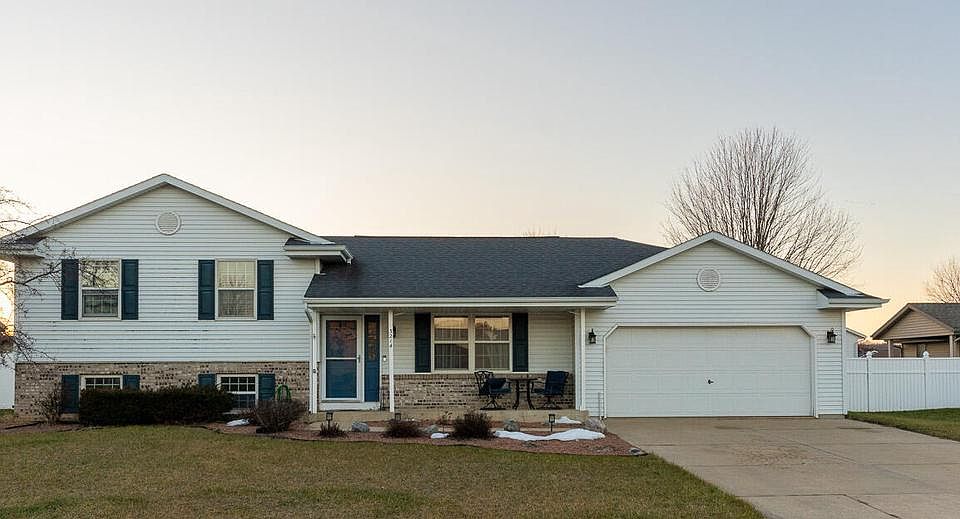 1st image of 3214 Aurora LANE